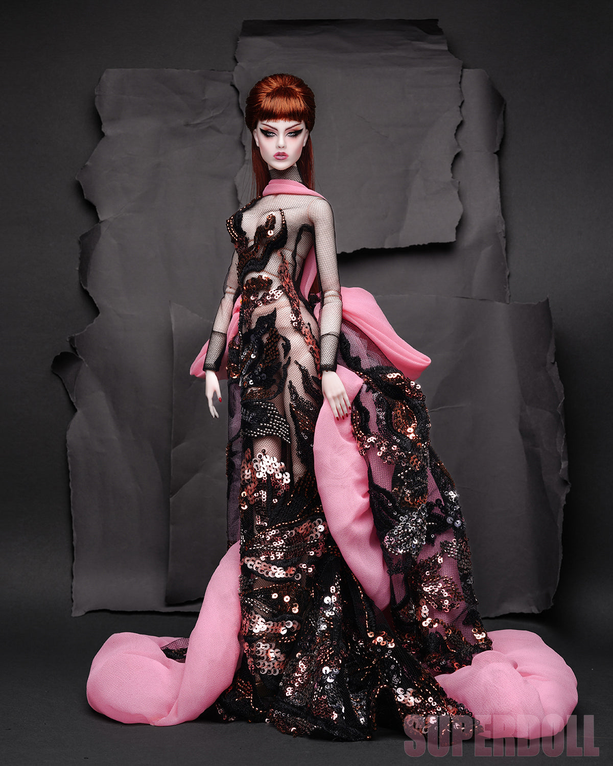 *DUVÉ*  EXTREME STUDIO EDITION DRESSED DOLL